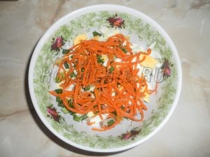 добавляем морковь по-корейски